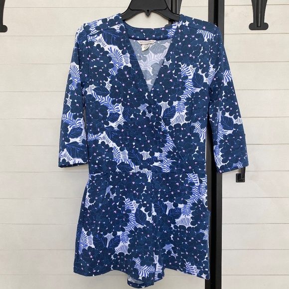 Mahi Gold Riptide Romper in Hydrangea Walk Small - Picture 2 of 5